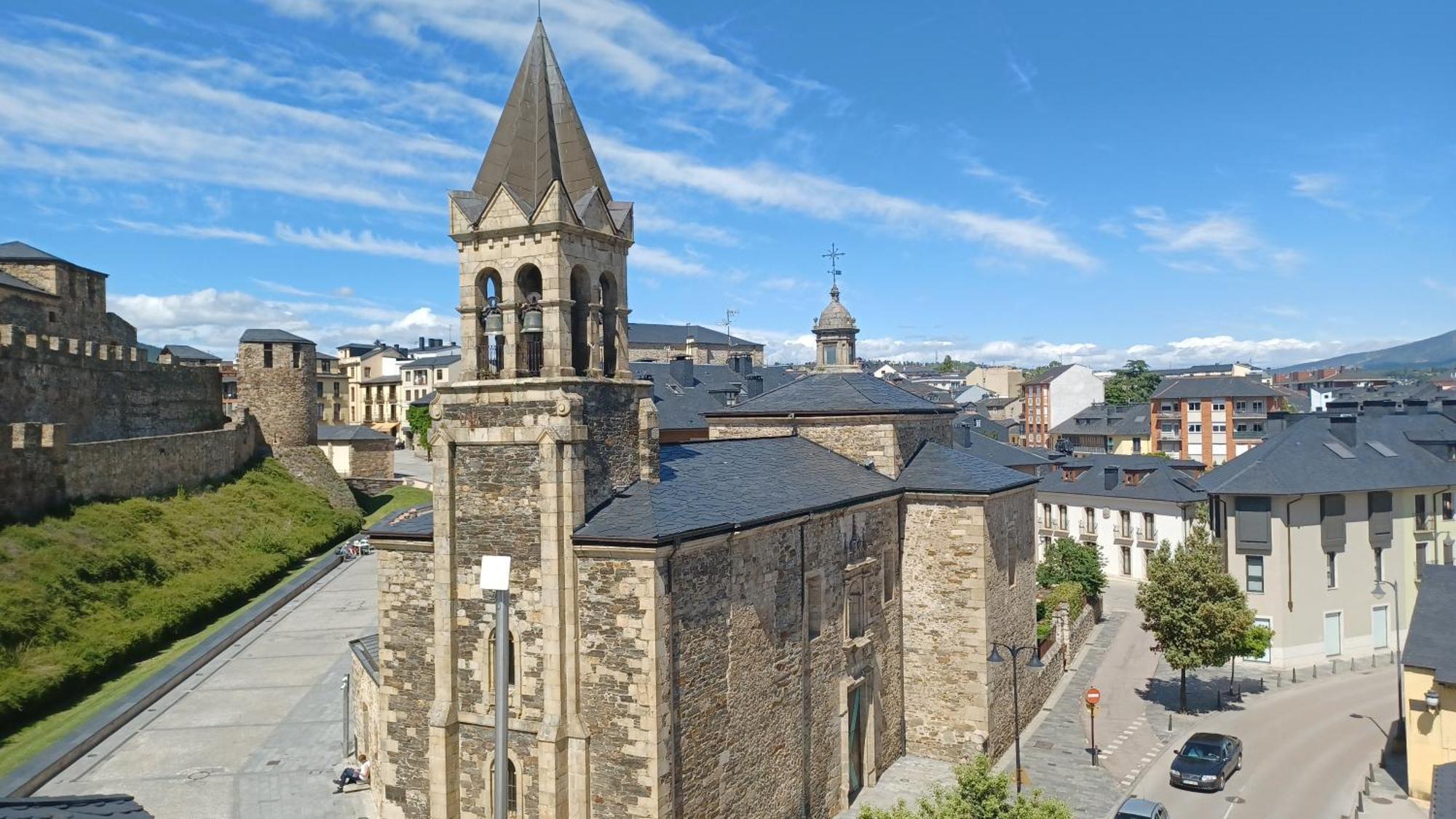 Apartamento Castillo Ponferrada. Exteriör bild